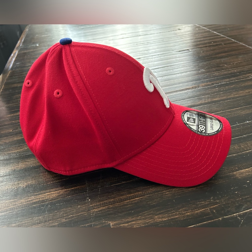 Phillies New Era Red Cap with White Lettering - Picture 4 of 6